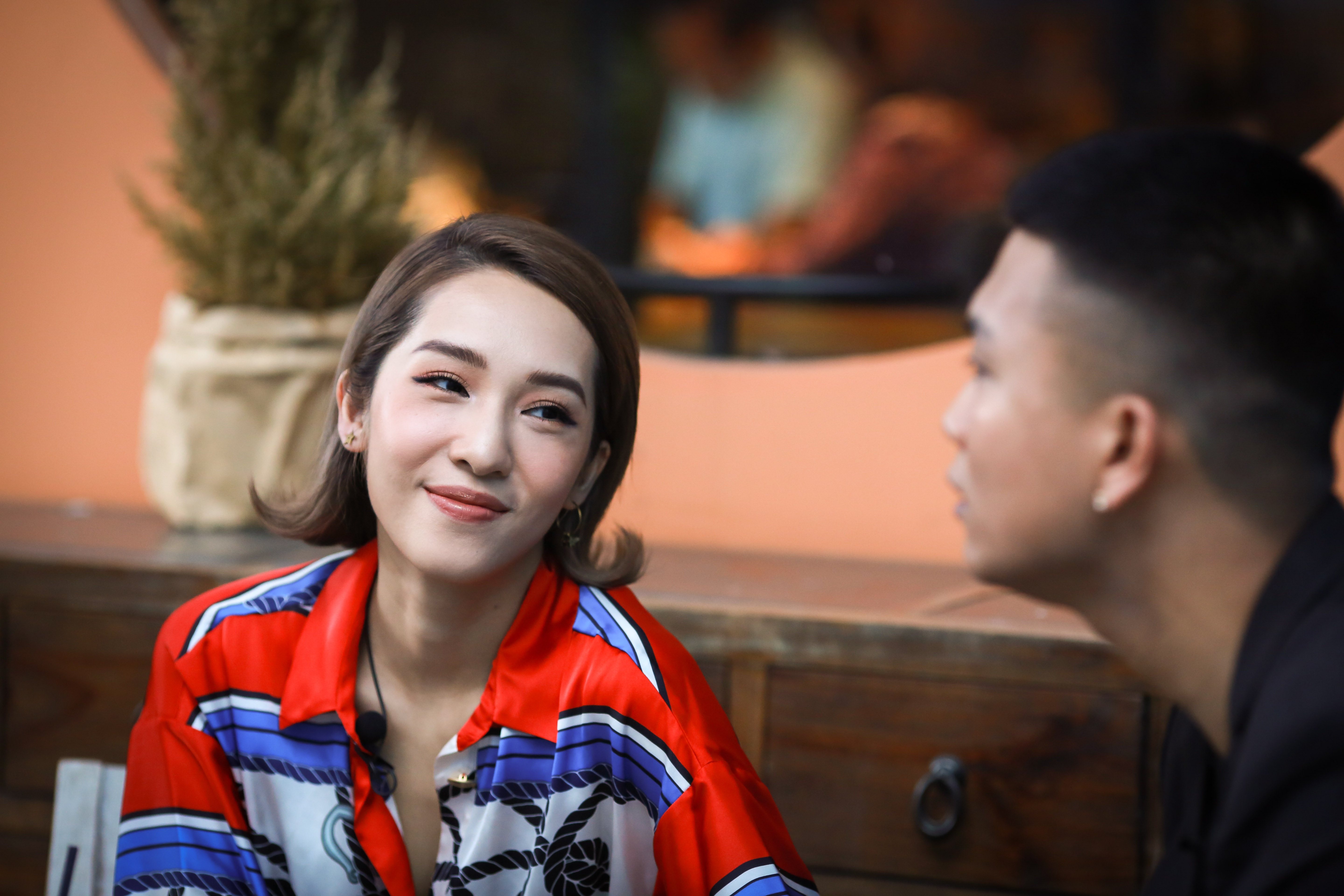 Big Daddy va Emily nhan tin nhieu hon noi chuyen anh 2