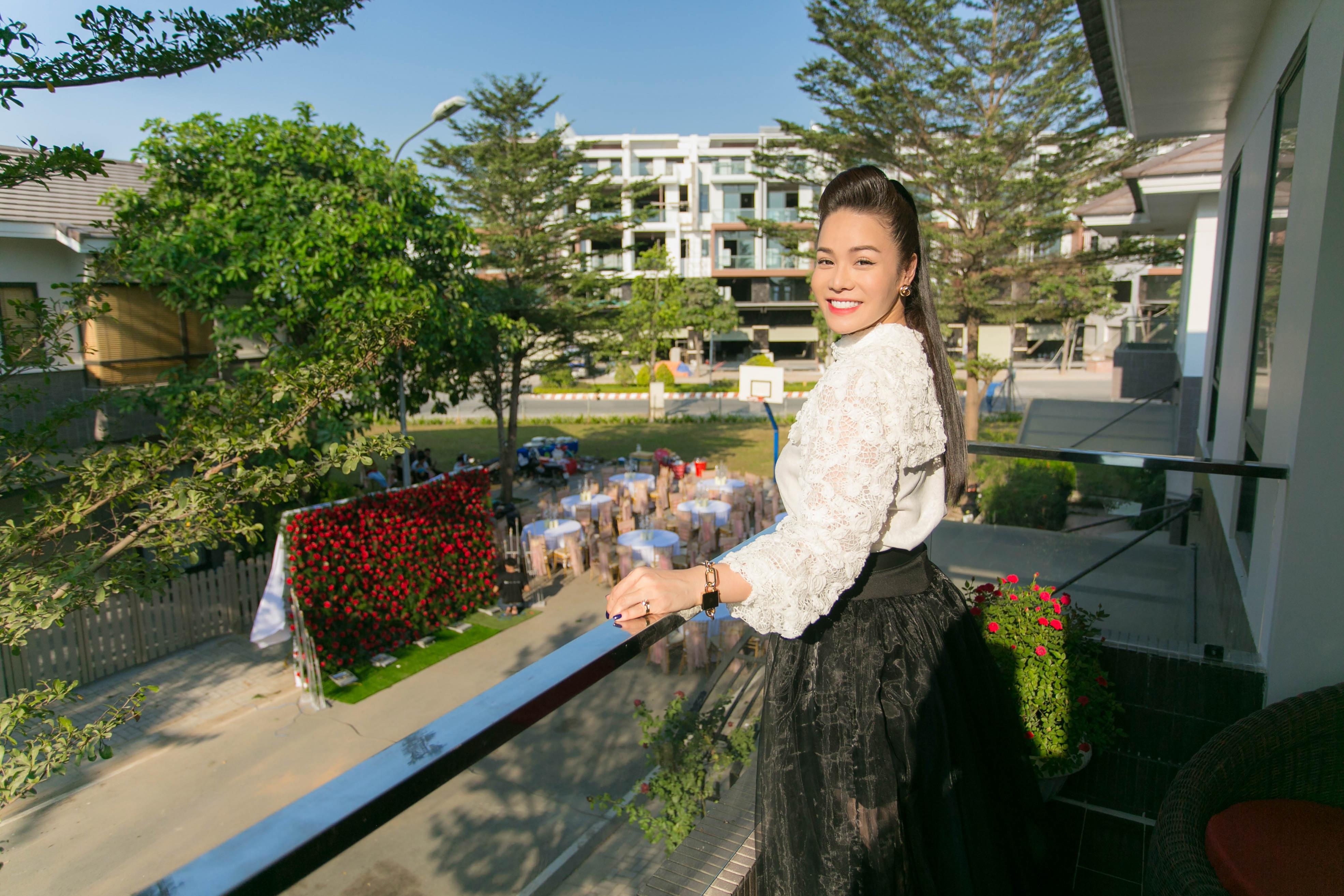 Nhat Kim Anh vua tau biet thu san vuon 200 m2 anh 2