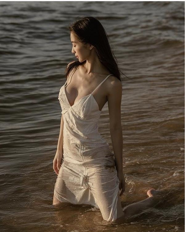 Jun Vu khoe voc dang anh 2