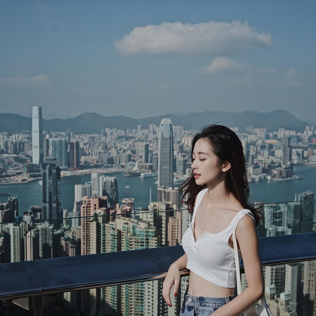 Jun Vu khoe voc dang anh 6