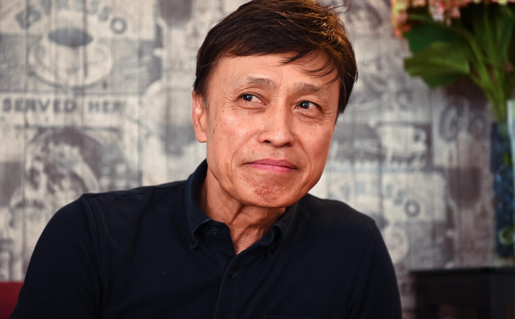 Danh ca Tuan Ngoc: 'O tuoi 72, toi van hoc luyen thanh den 1h sang' hinh anh