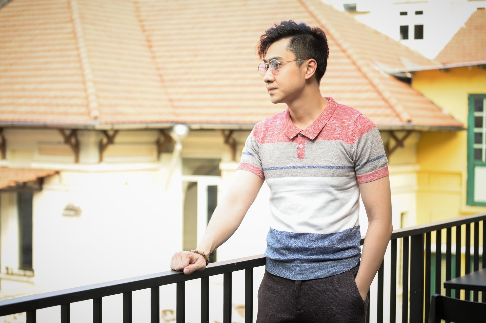 Nợ nần, cầm cố điện thoại sau khi khoe nhà trăm tỷ ảnh 3 No nan, cam co dien thoai sau khi khoe nha tram ty anh 3