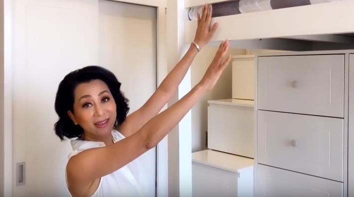 MC Ky Duyen thiet ke phong o chi 9 m2 nhung day du, ngan nap hinh anh