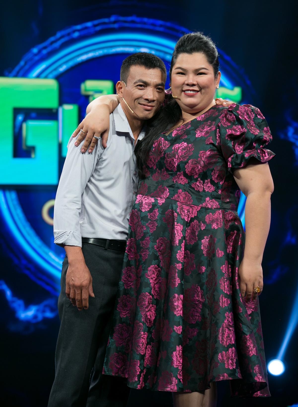 Tuyền Mập tranh cãi với chồng ở talk show ảnh 2 Tuyen Map tranh cai voi chong o talk show anh 2