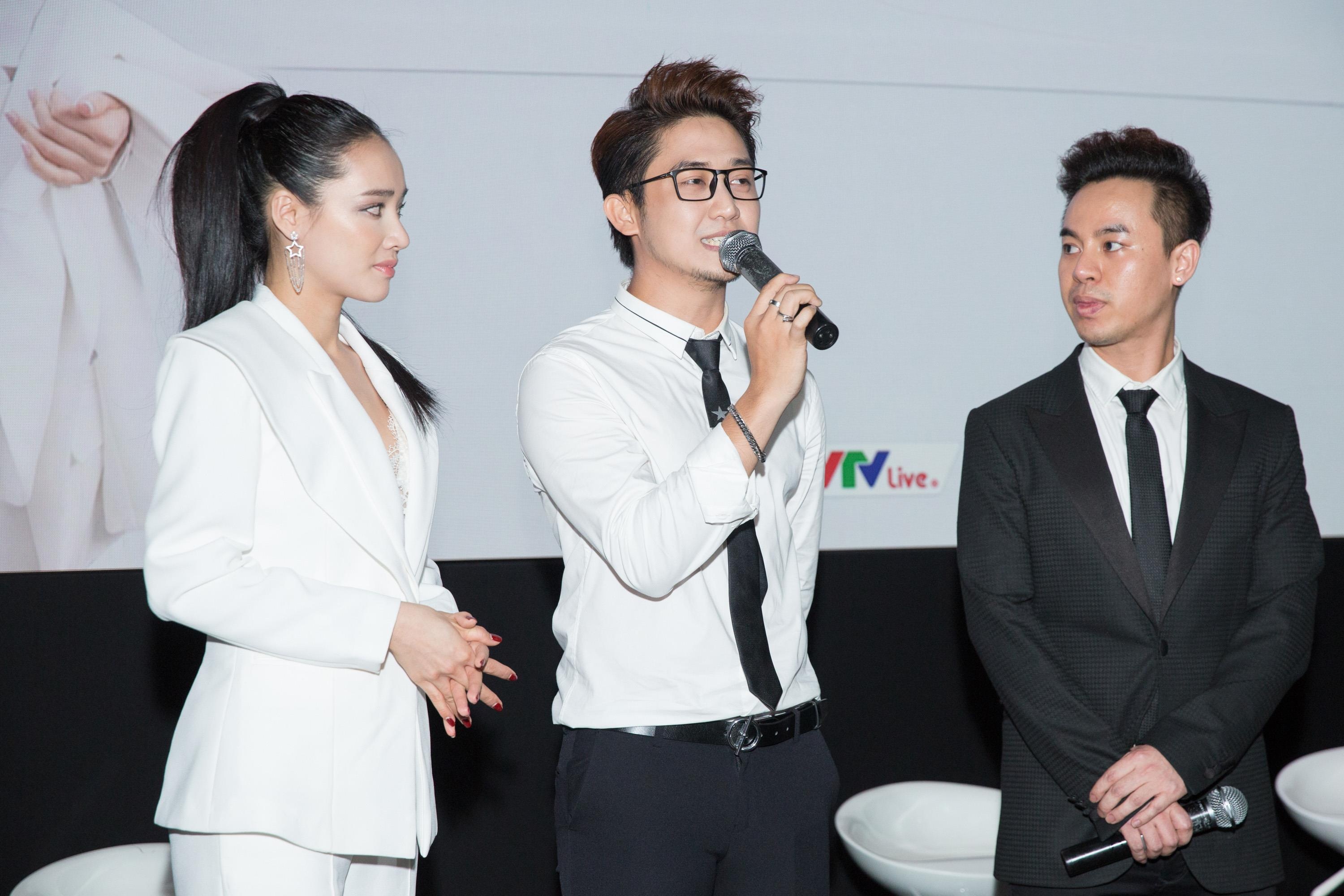 Nha Phuong chinh thuc tro lai sau 3 thang sinh con anh 5