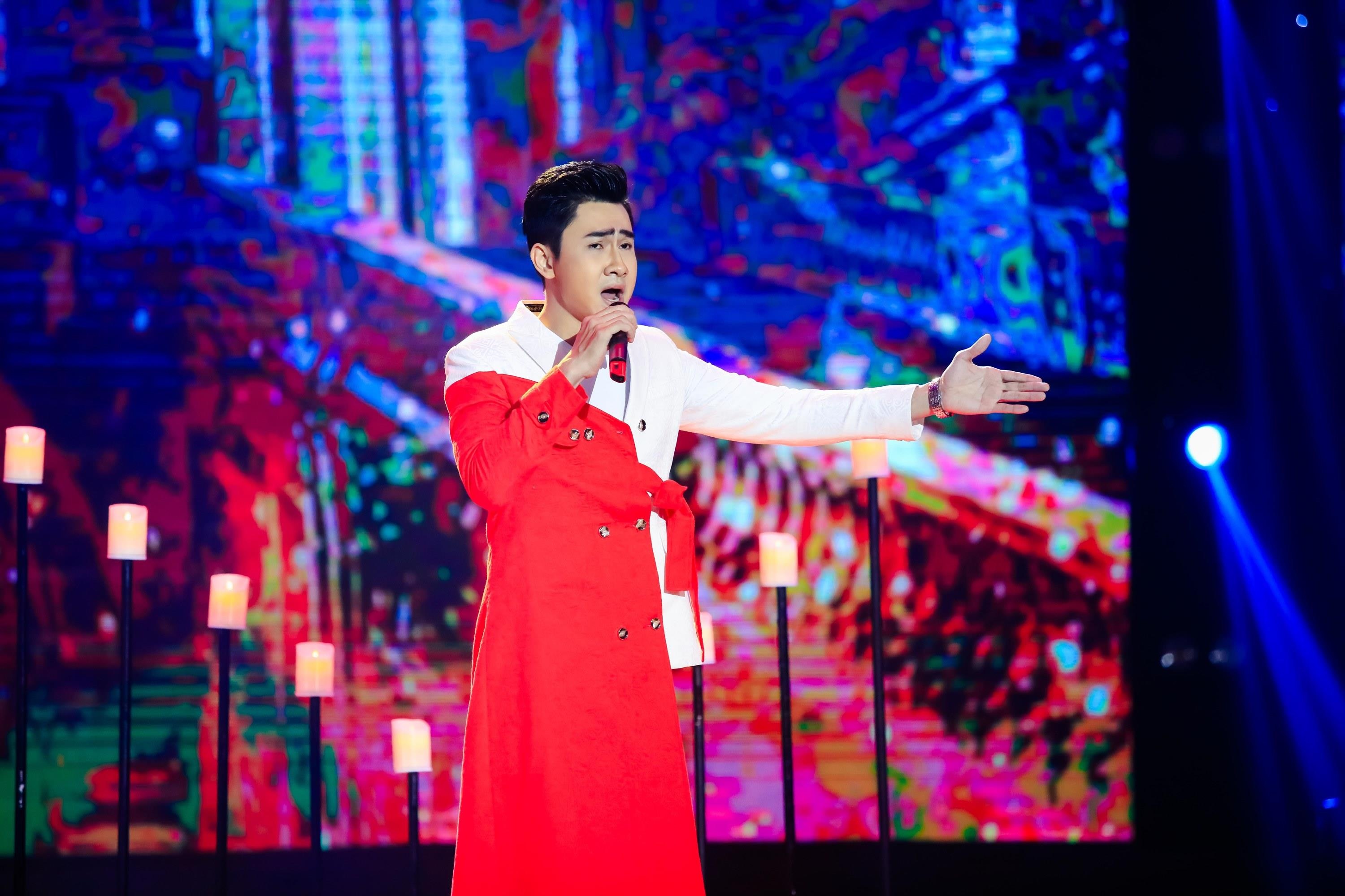 Elvis Phuong sung so vi Tung Lam anh 1