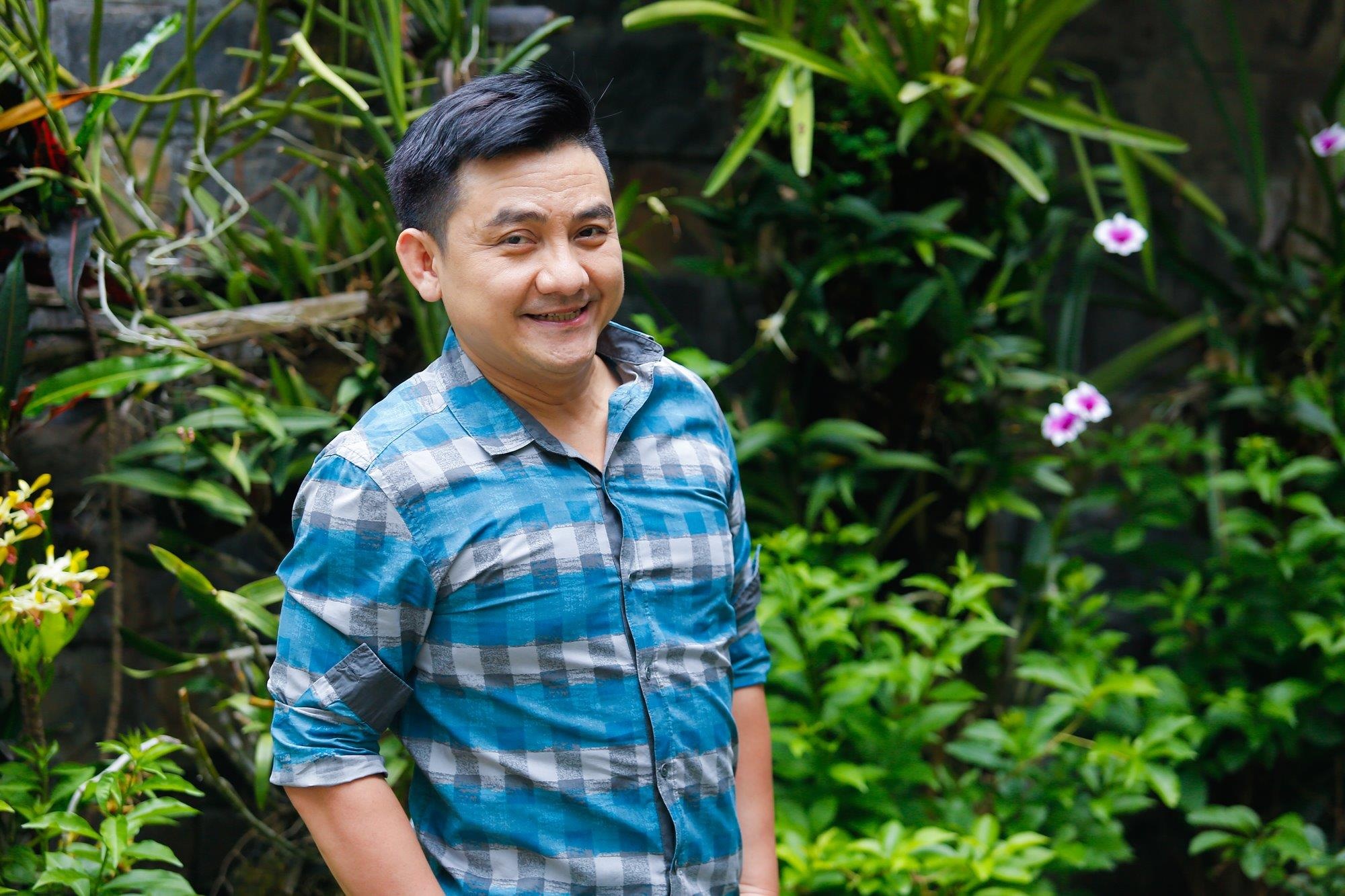 Anh Vu trong mat hang xom anh 1