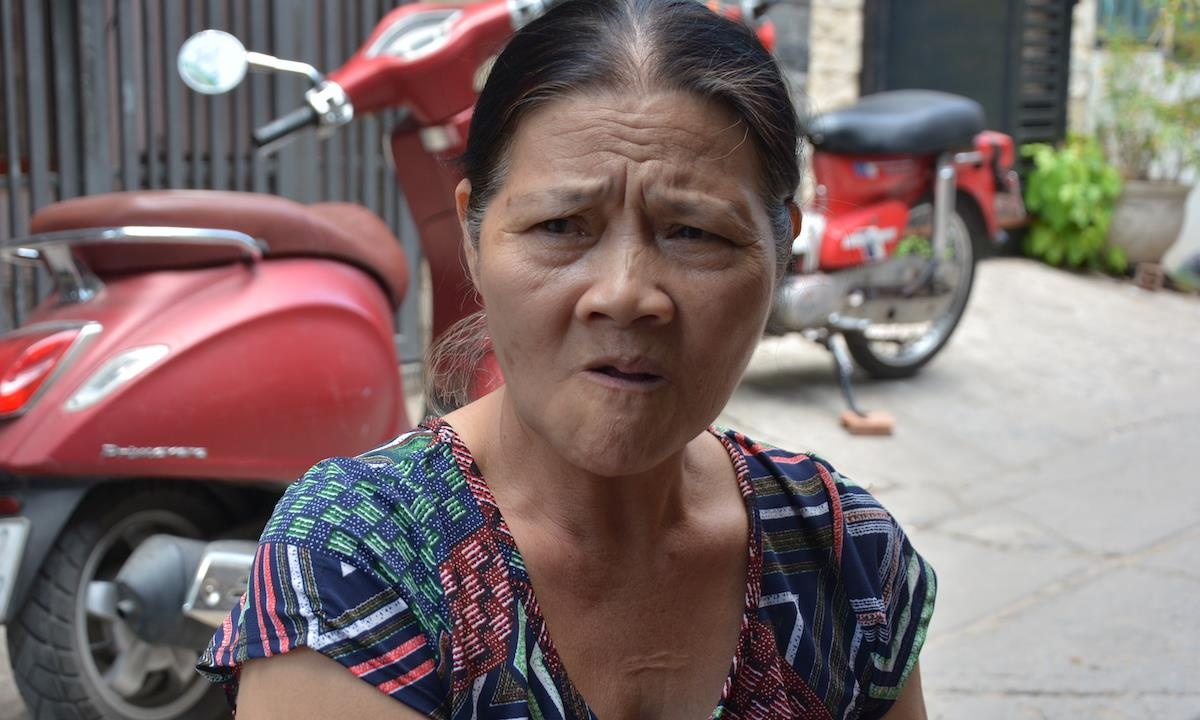 Anh Vu trong mat hang xom anh 2