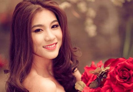 Sieu mau Kim Dung thua nhan dinh hon voi ban trai doanh nhan Viet kieu hinh anh