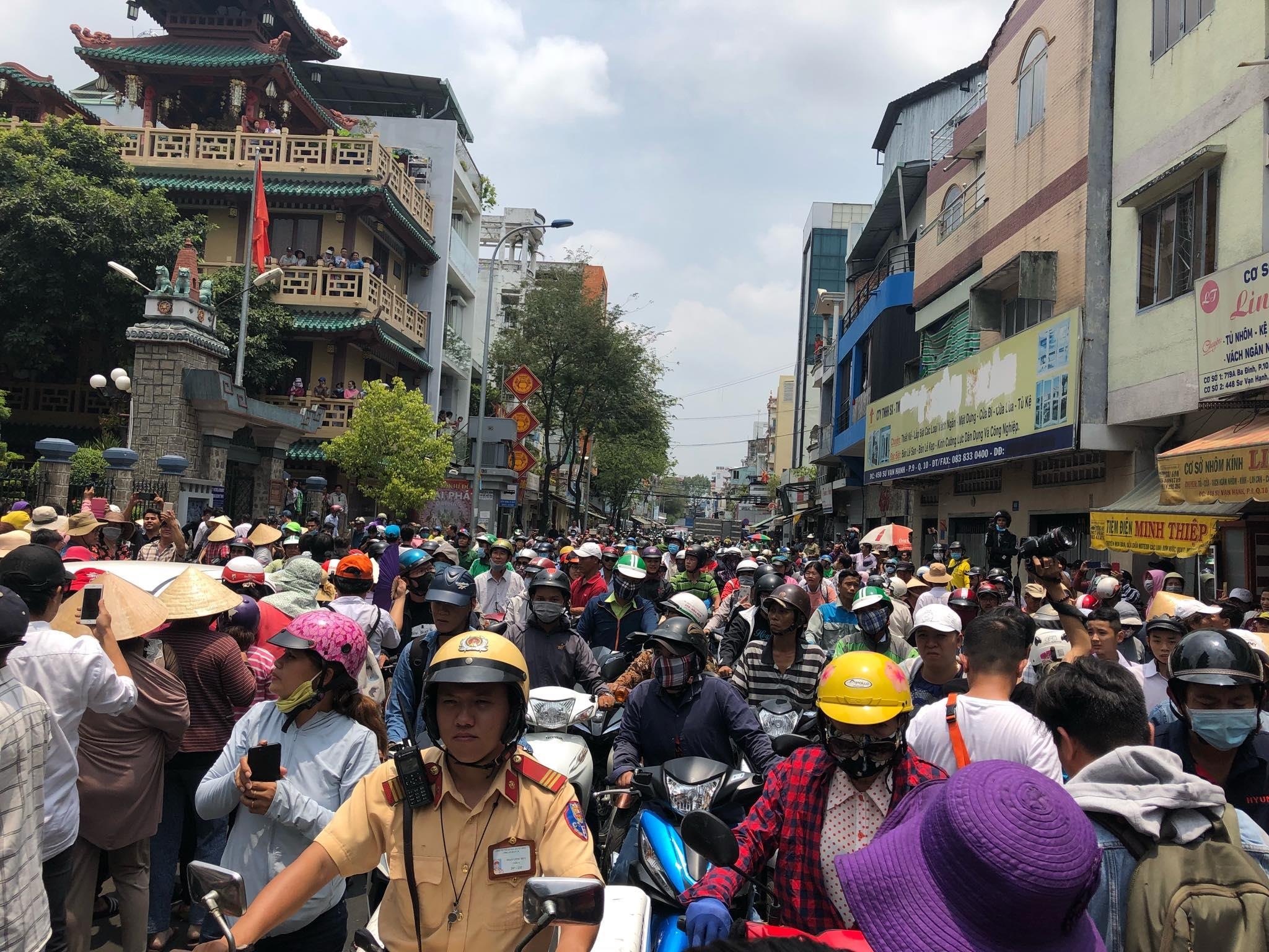 Hong Van don thi hai Anh Vu anh 12