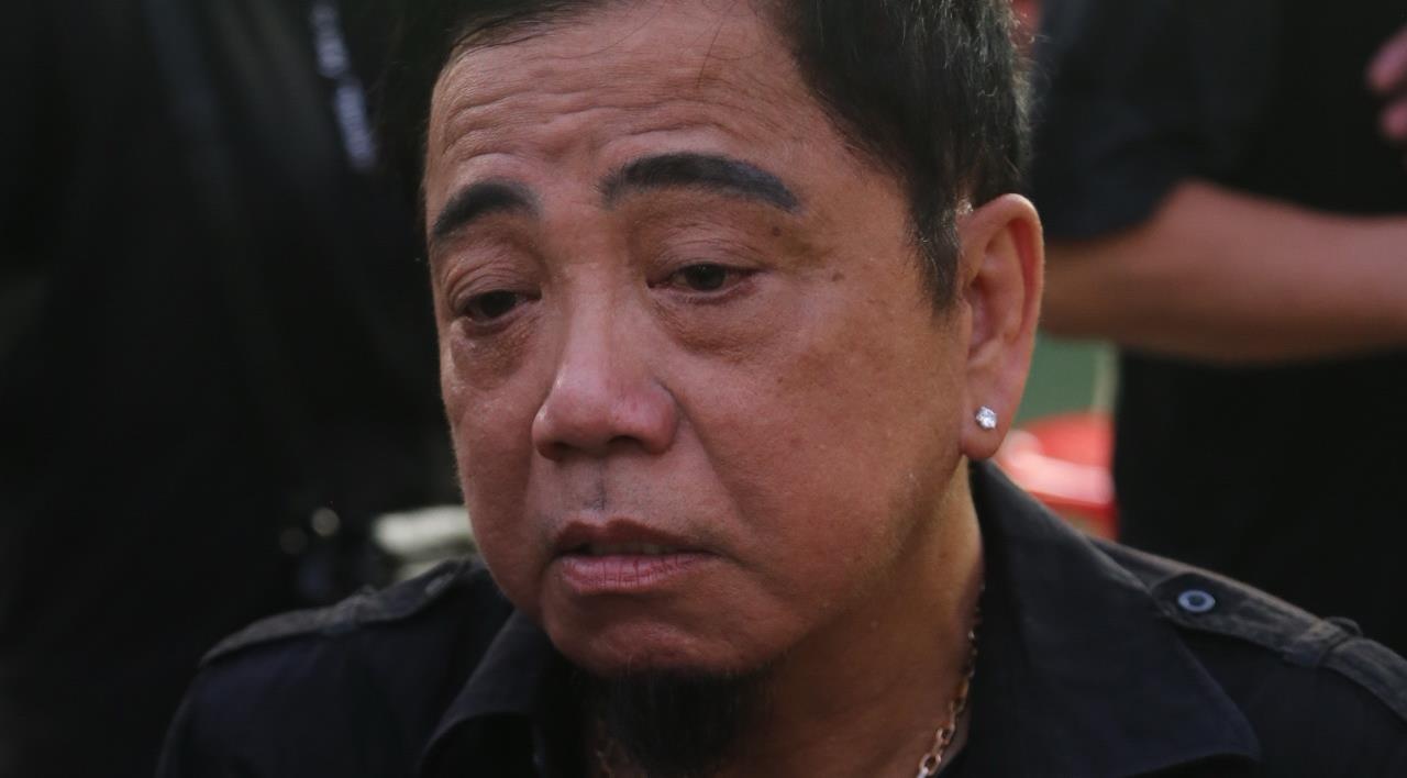 Anh Duc, Hong To va cac nghe si Viet lang nguoi khi vieng Anh Vu hinh anh