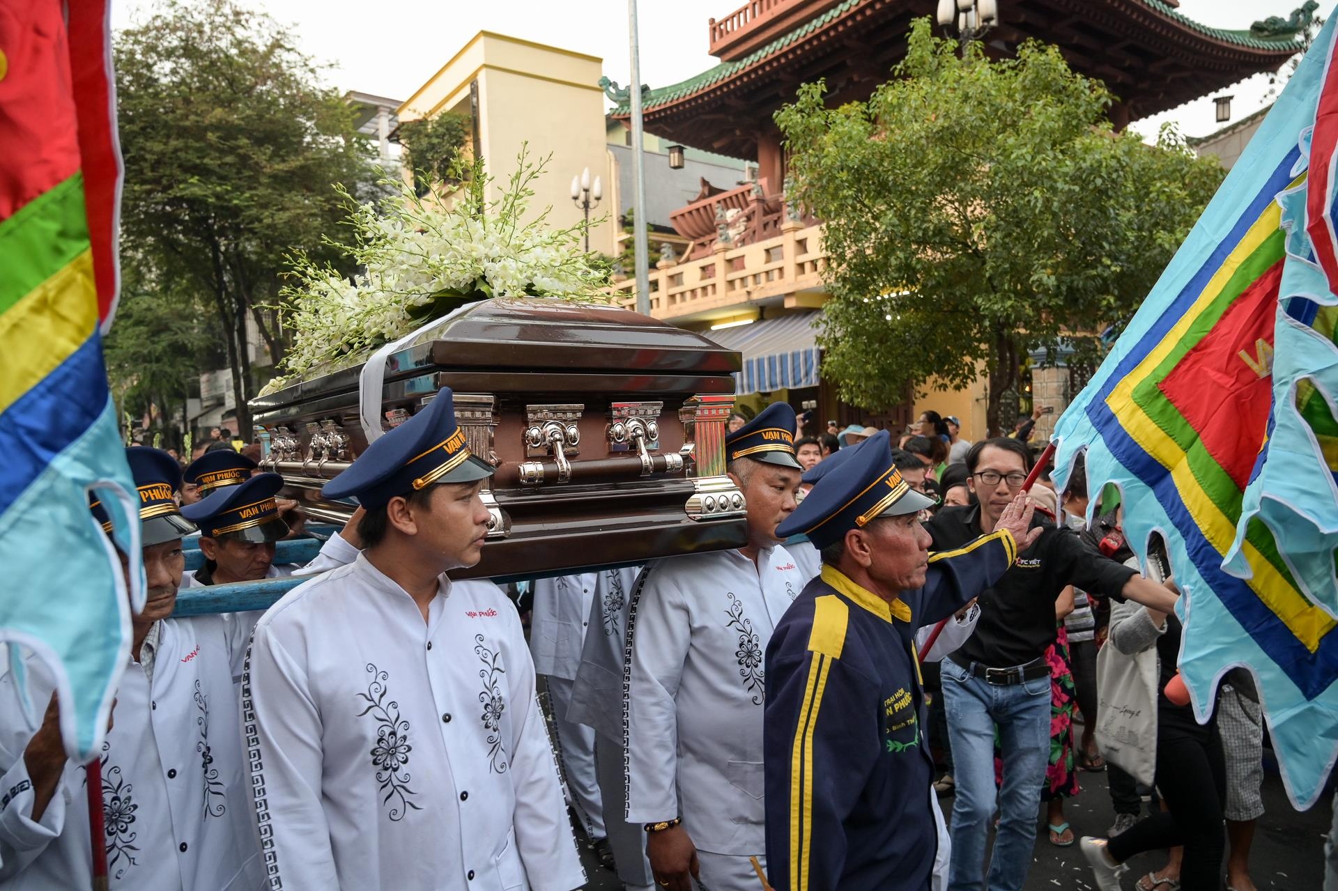 Dam tang Anh Vu anh 8