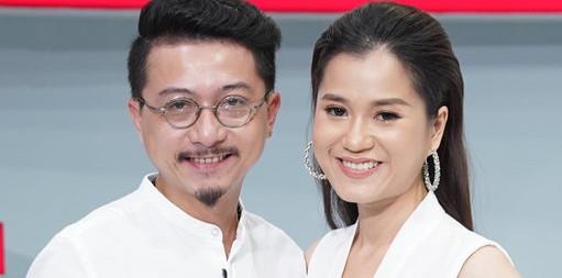 Lam Vy Da tiet lo duoc Hua Minh Dat to tinh tren ban nhau hinh anh