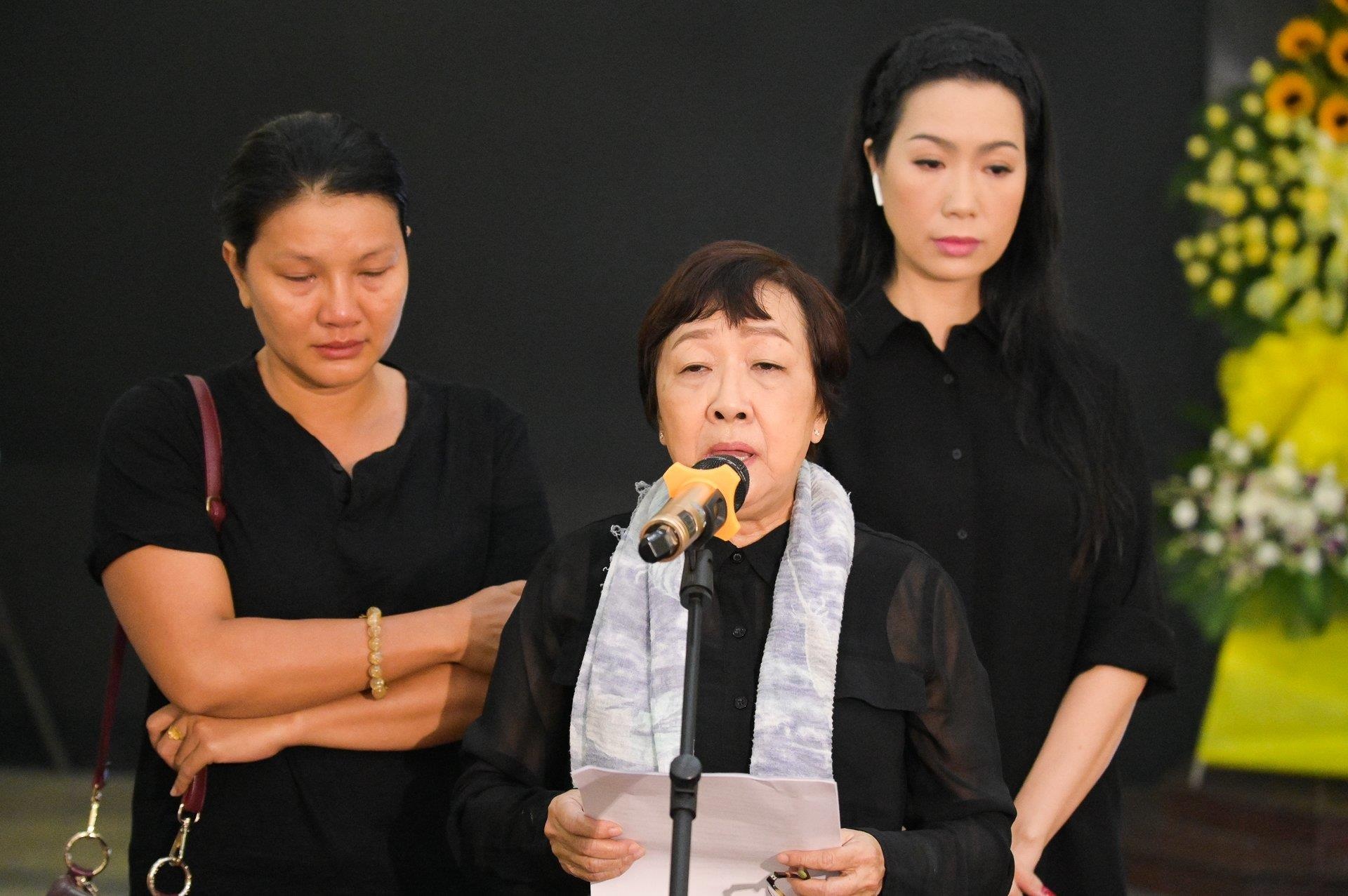 Hinh anh dam tang Nghe si Le Binh anh 3