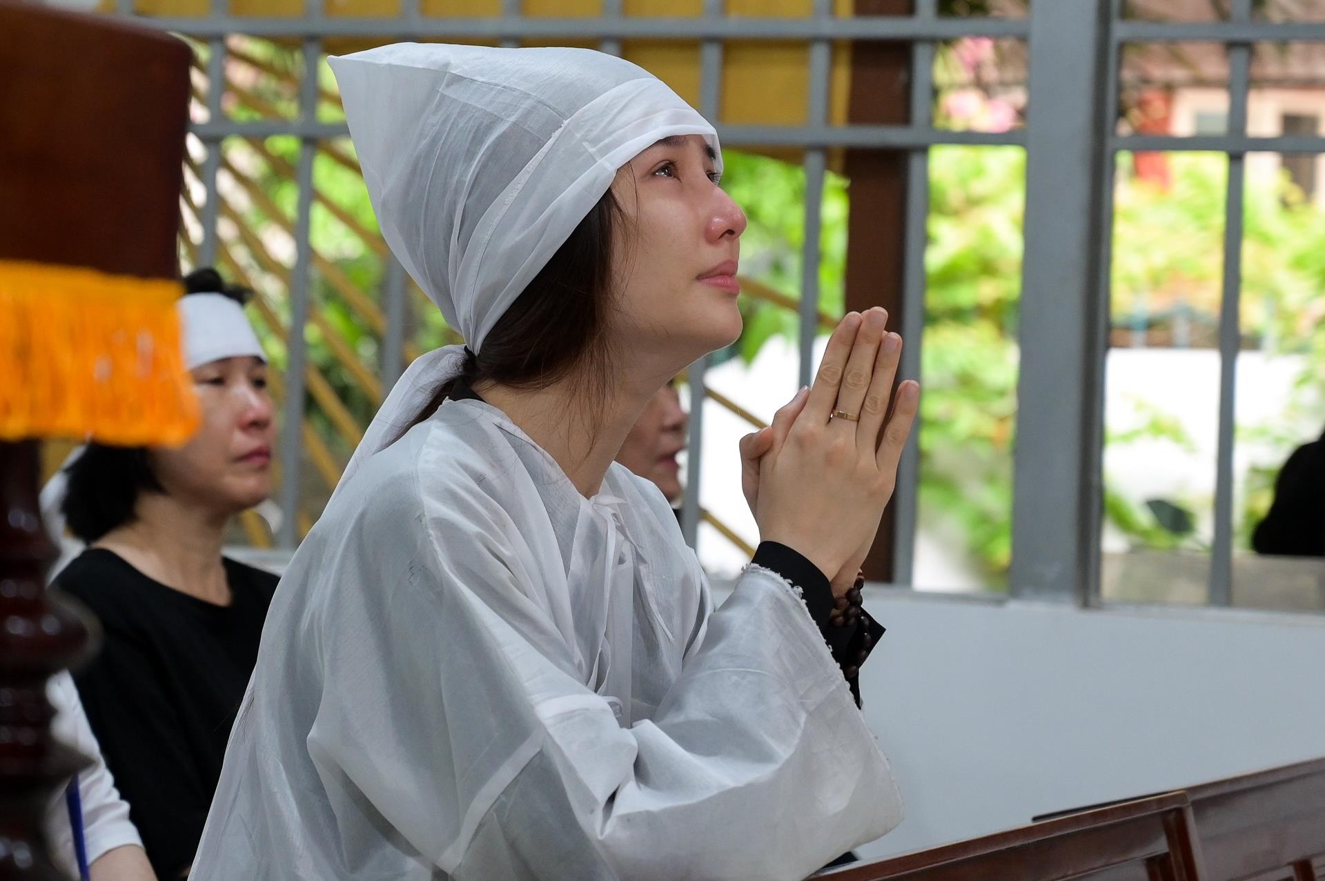 Dam tang me Diem My 9X anh 7