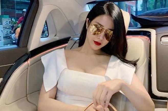 Diep Lam Anh mang bau chi sau 5 thang sinh con gai dau long hinh anh