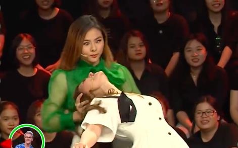 Van Trang nhac bai phan cam o Nhanh nhu chop anh 1