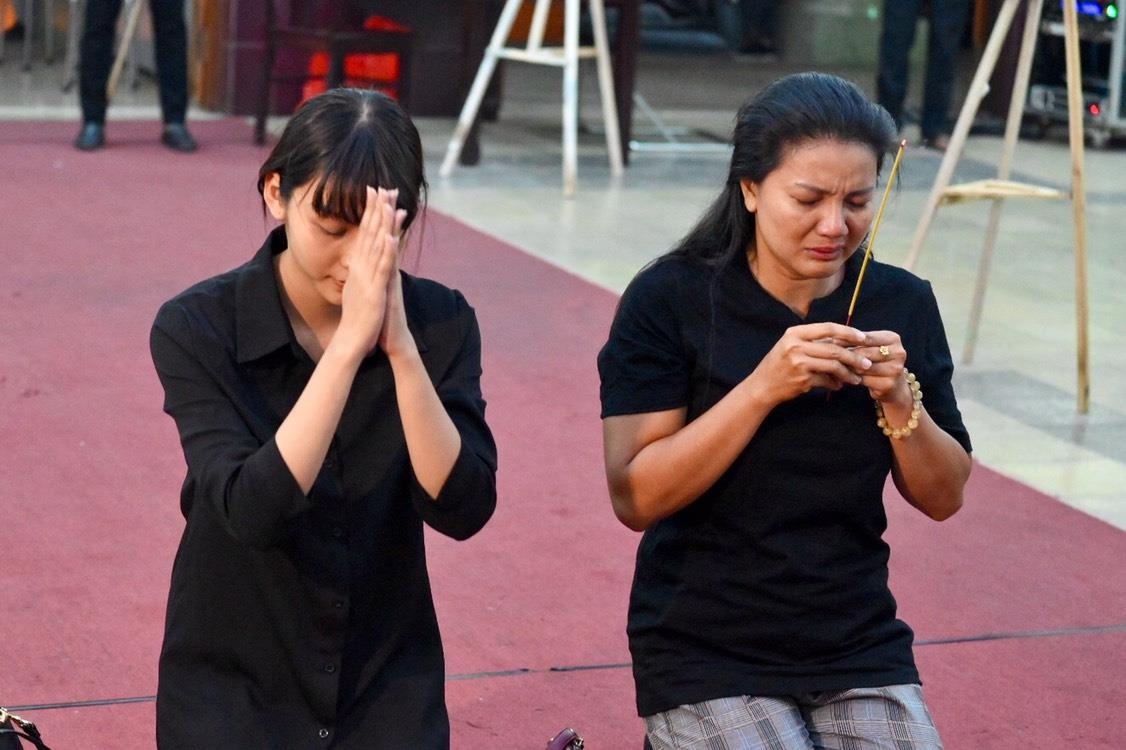 Sao Viet dua tien nghe si Le Binh anh 4