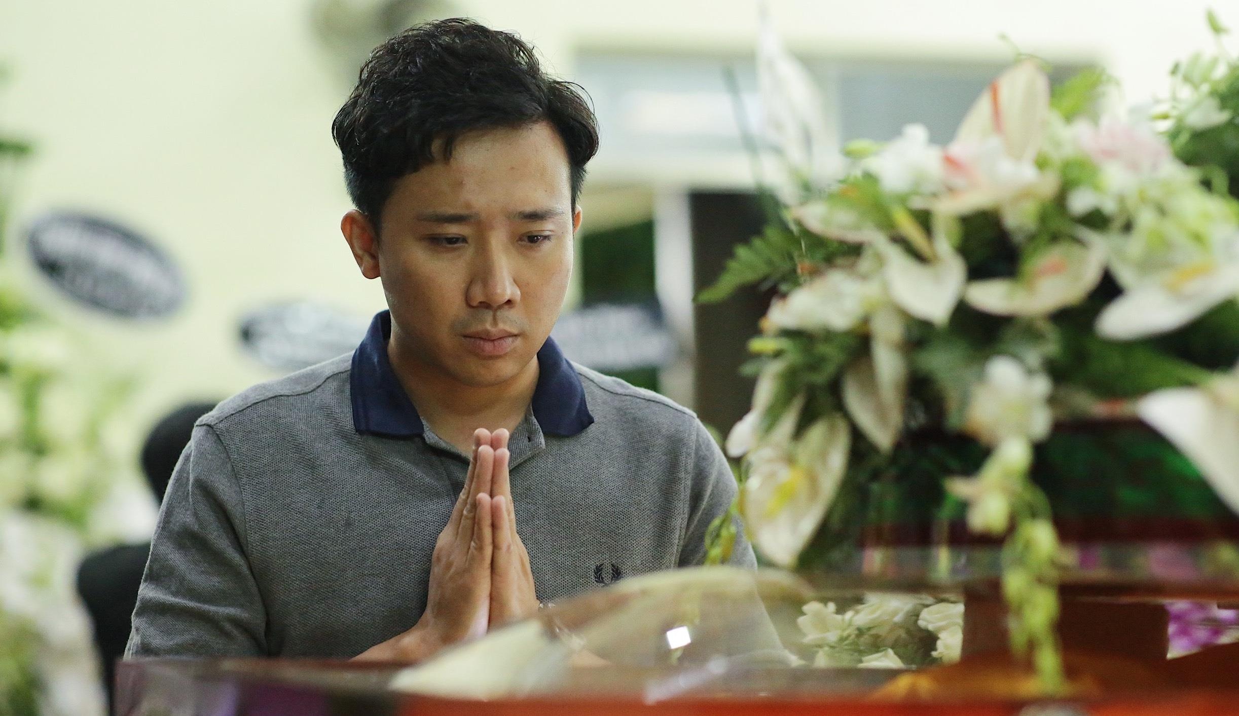 Tran Thanh cam thay co loi khi khong den tham Le Binh luc cuoi doi hinh anh