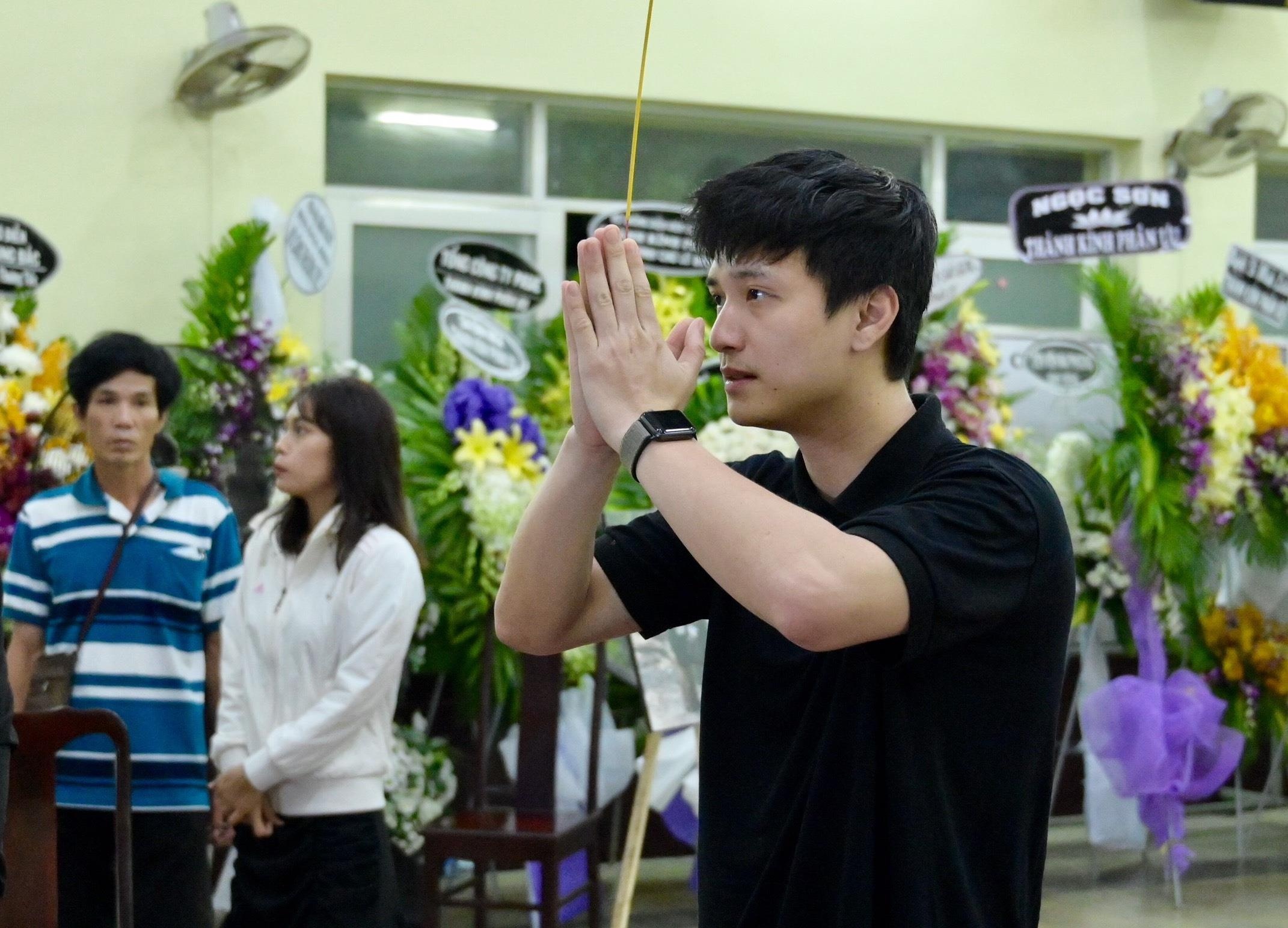 dam tang nghe si Le Binh anh 5