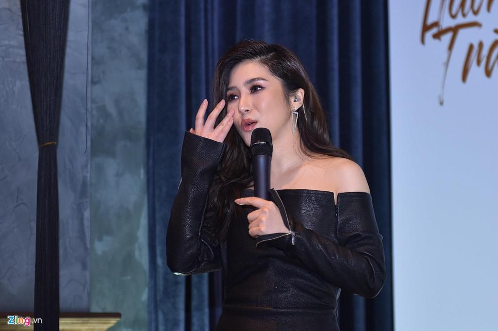 Huong Tram vuong tin don mang bau anh 1