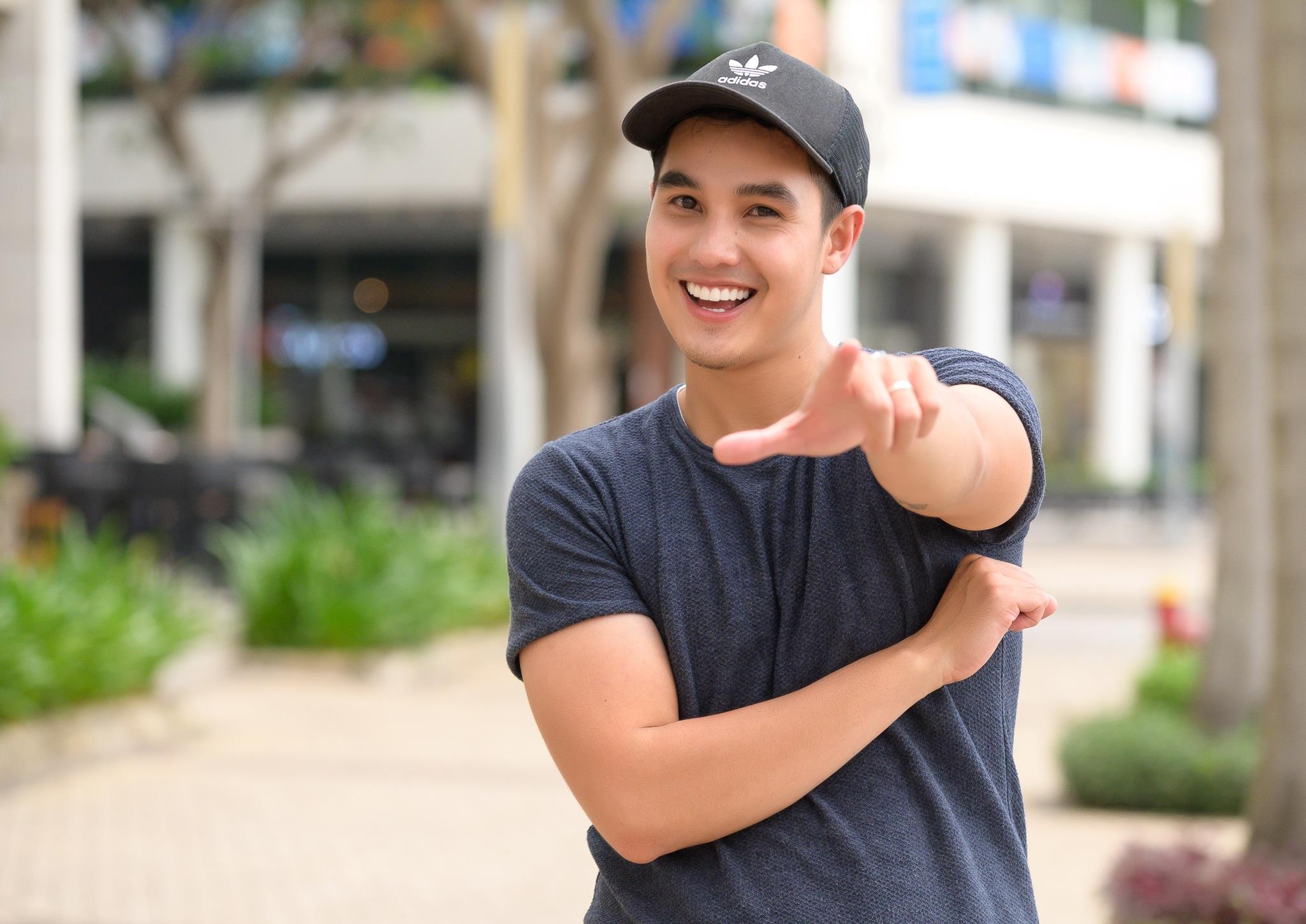 Cuộc sống của Baggio sau 4 năm rời showbiz ảnh 8 Cuoc song cua Baggio sau 4 nam roi showbiz anh 8