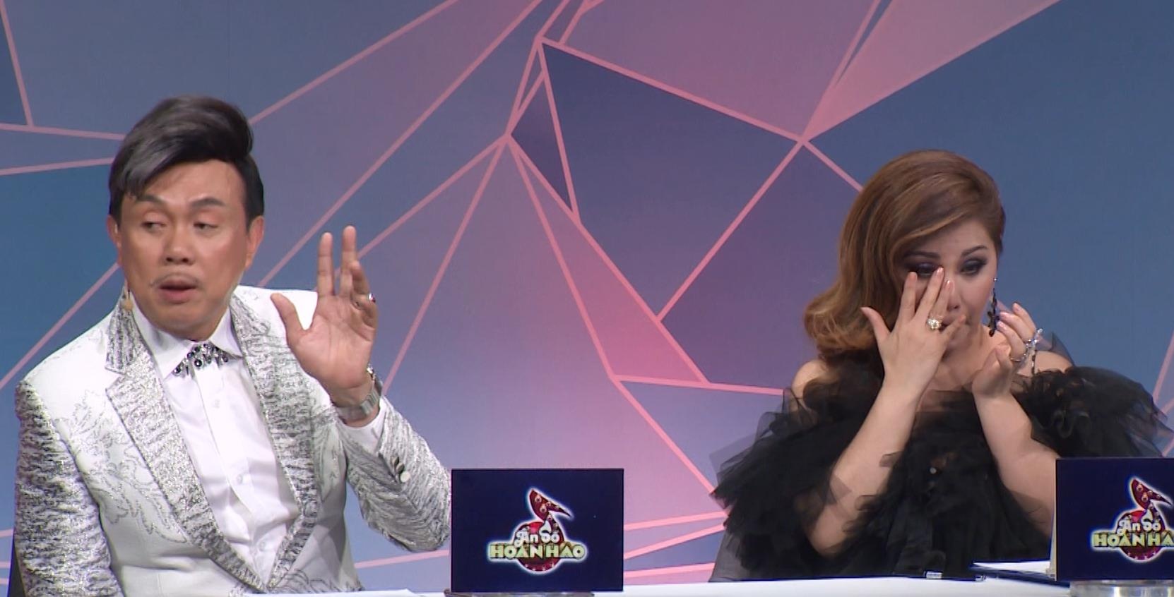 Minh Tuyết khóc khi Chí Tài hát tặng vợ ảnh 1 Minh Tuyet khoc khi Chi Tai hat tang vo anh 1