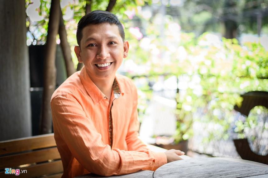 Co be 13 tuoi dong canh nong trong Vo ba anh 4