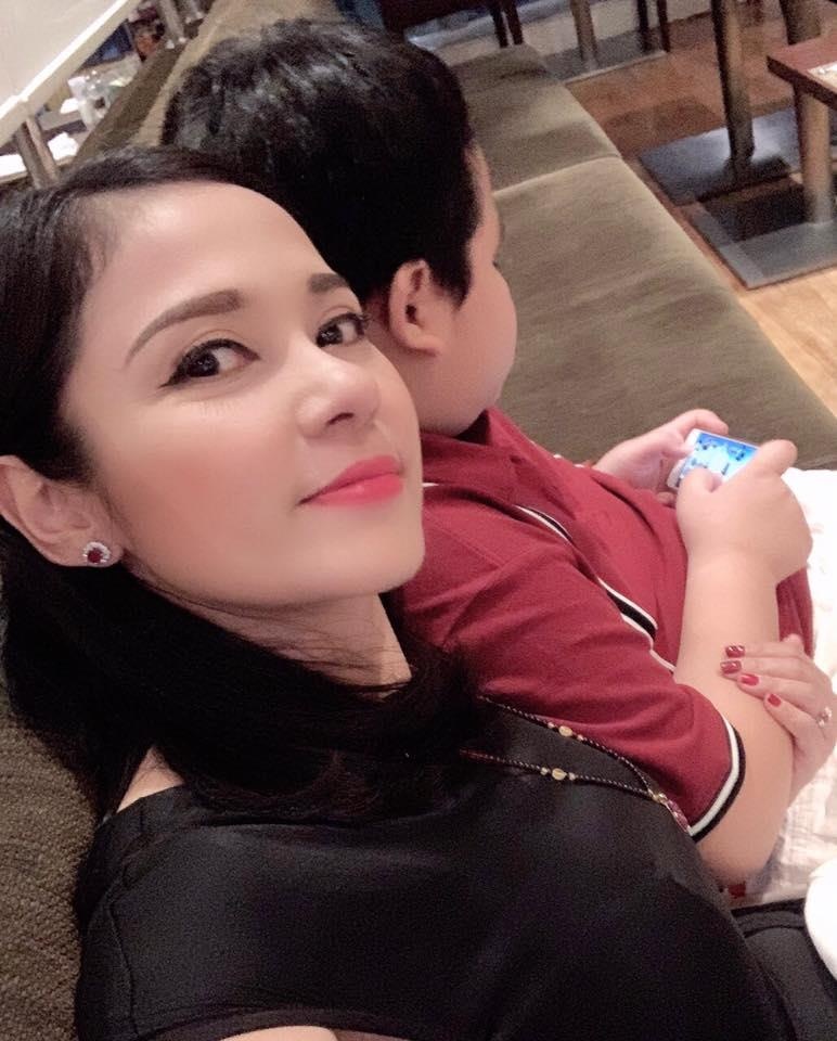 Việt Trinh kể ngày trẻ bắt nạt đàn ông ảnh 2 Viet Trinh ke ngay tre bat nat dan ong anh 2