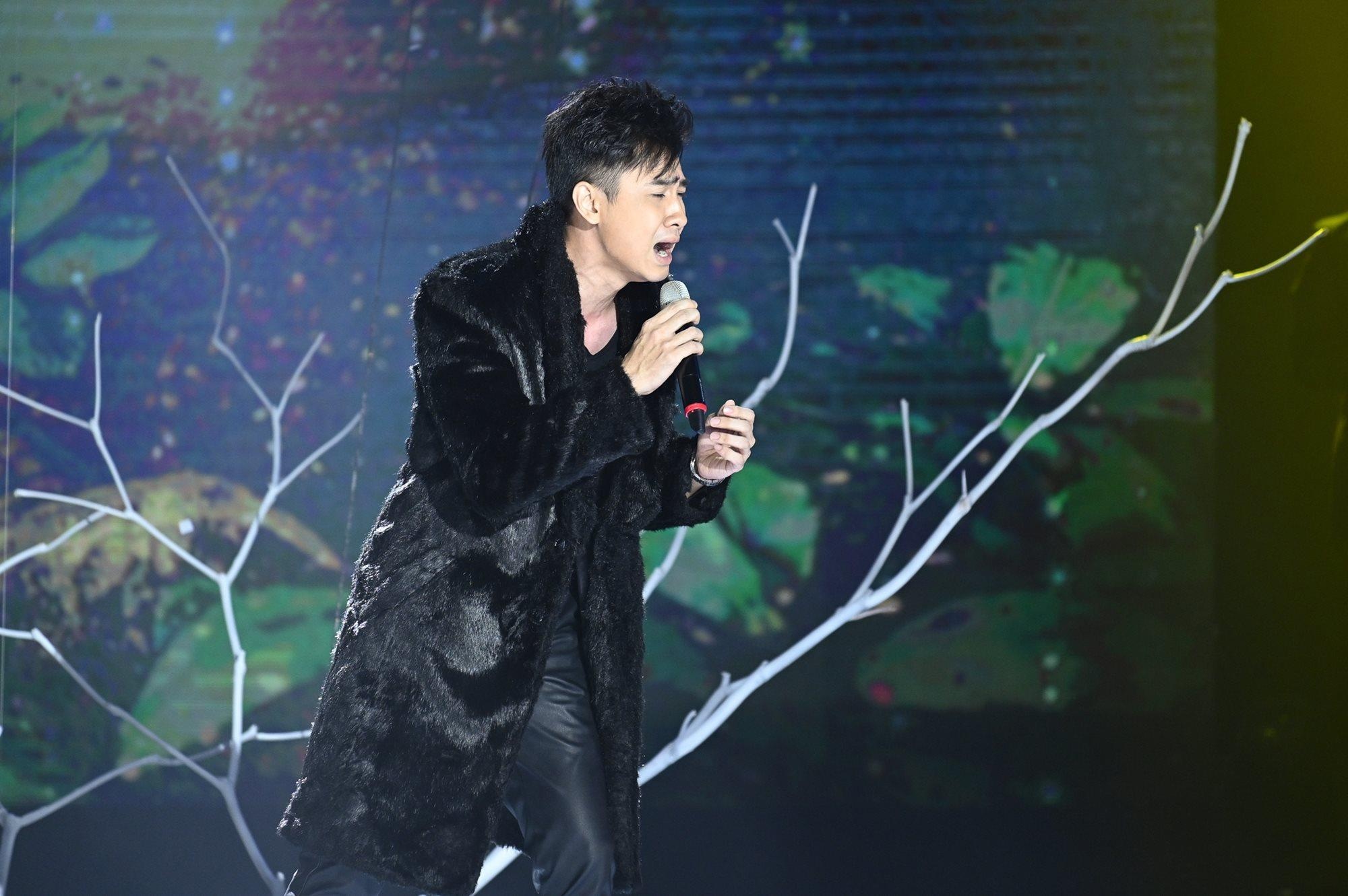 giám khảo tranh cãi, Tùng Lâm vẫn nhất tuần ảnh 1 giam khao tranh cai, Tung Lam van nhat tuan anh 1