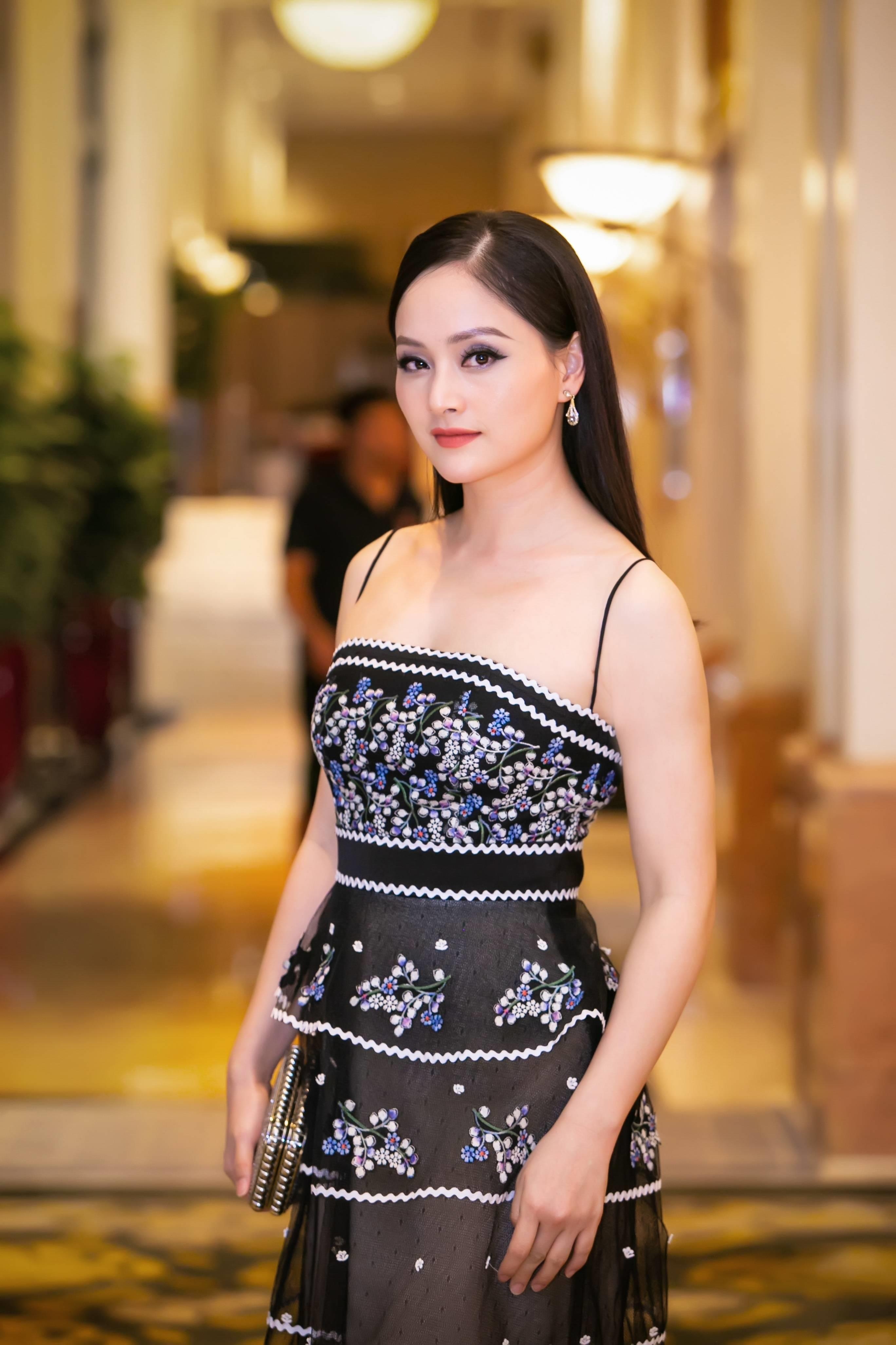 Lan Phuong va cuoc song voi chong Tay anh 2