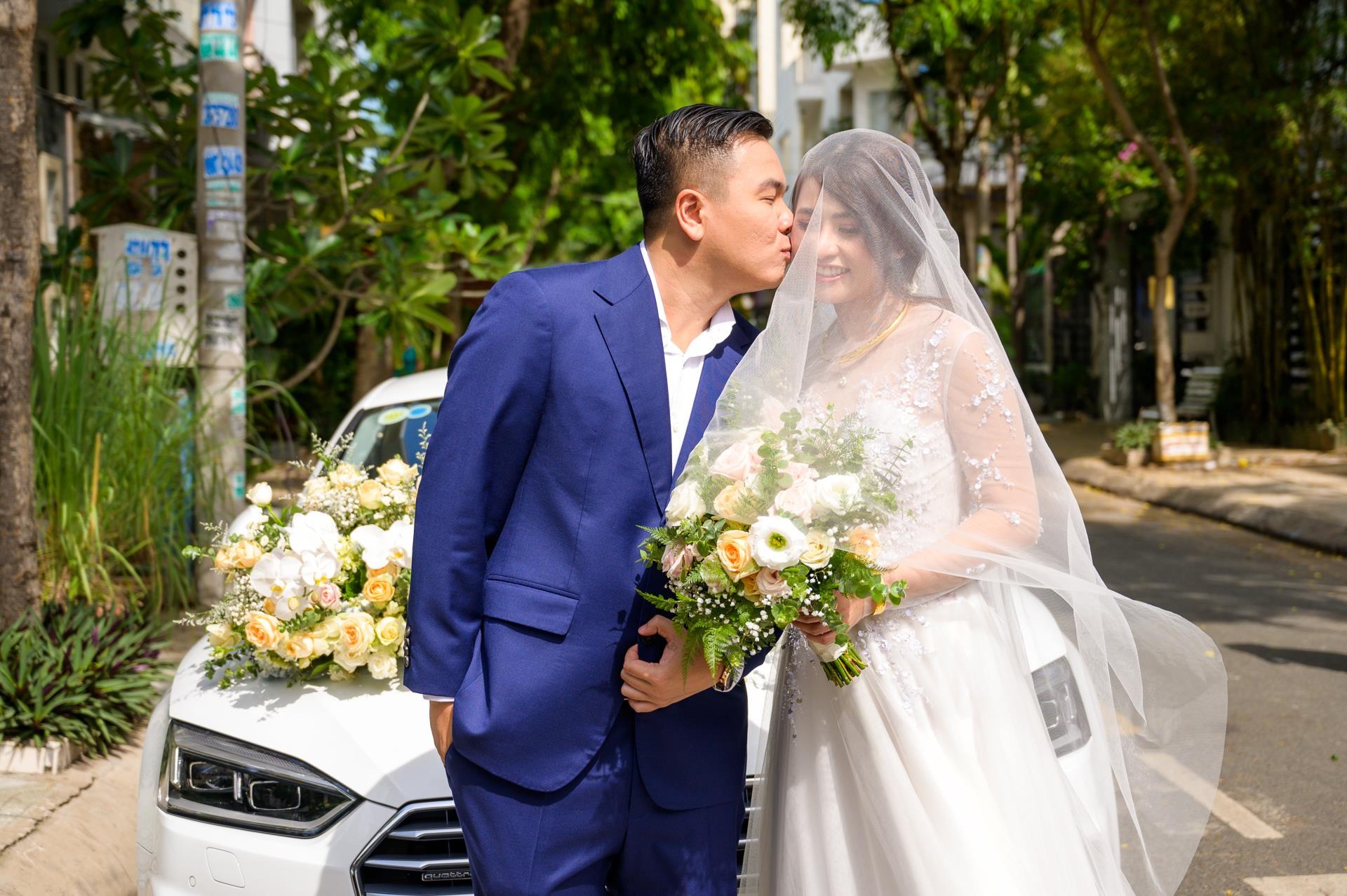 Dao dien Cua lai vo bau dam cuoi anh 9