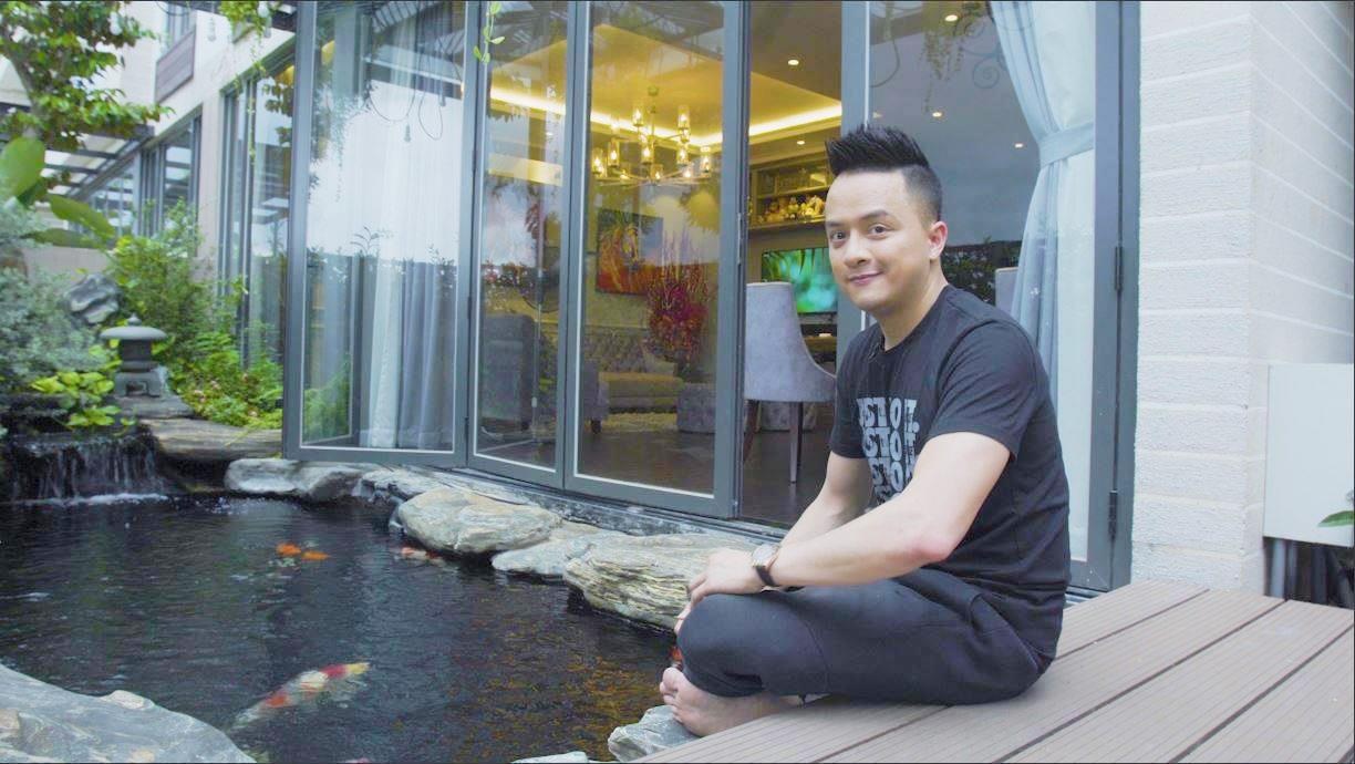 Biet thu ven song cua Cao Thai Son o Sai Gon hinh anh