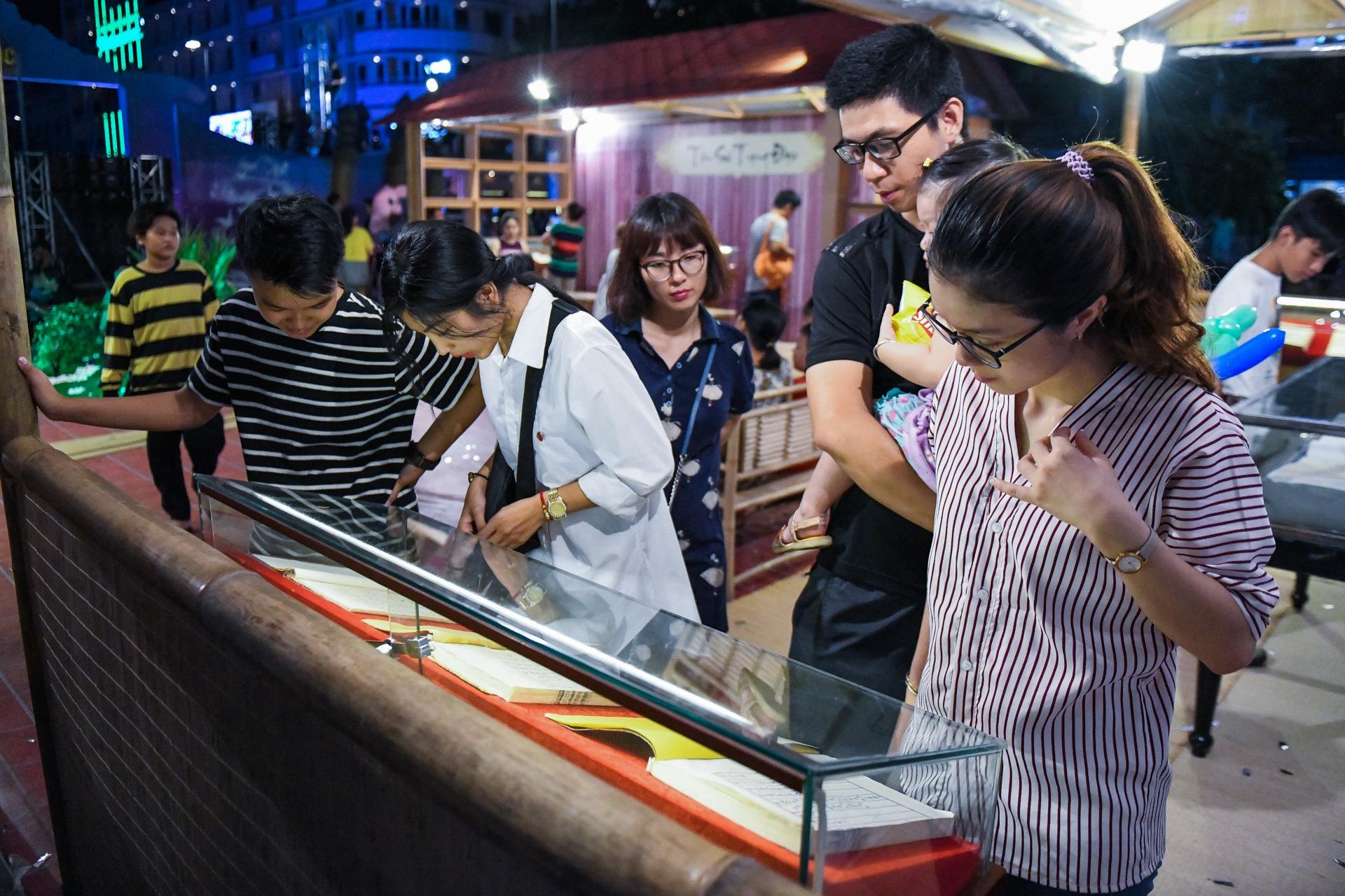 Trien lam sach quy hiem o TP.HCM anh 2