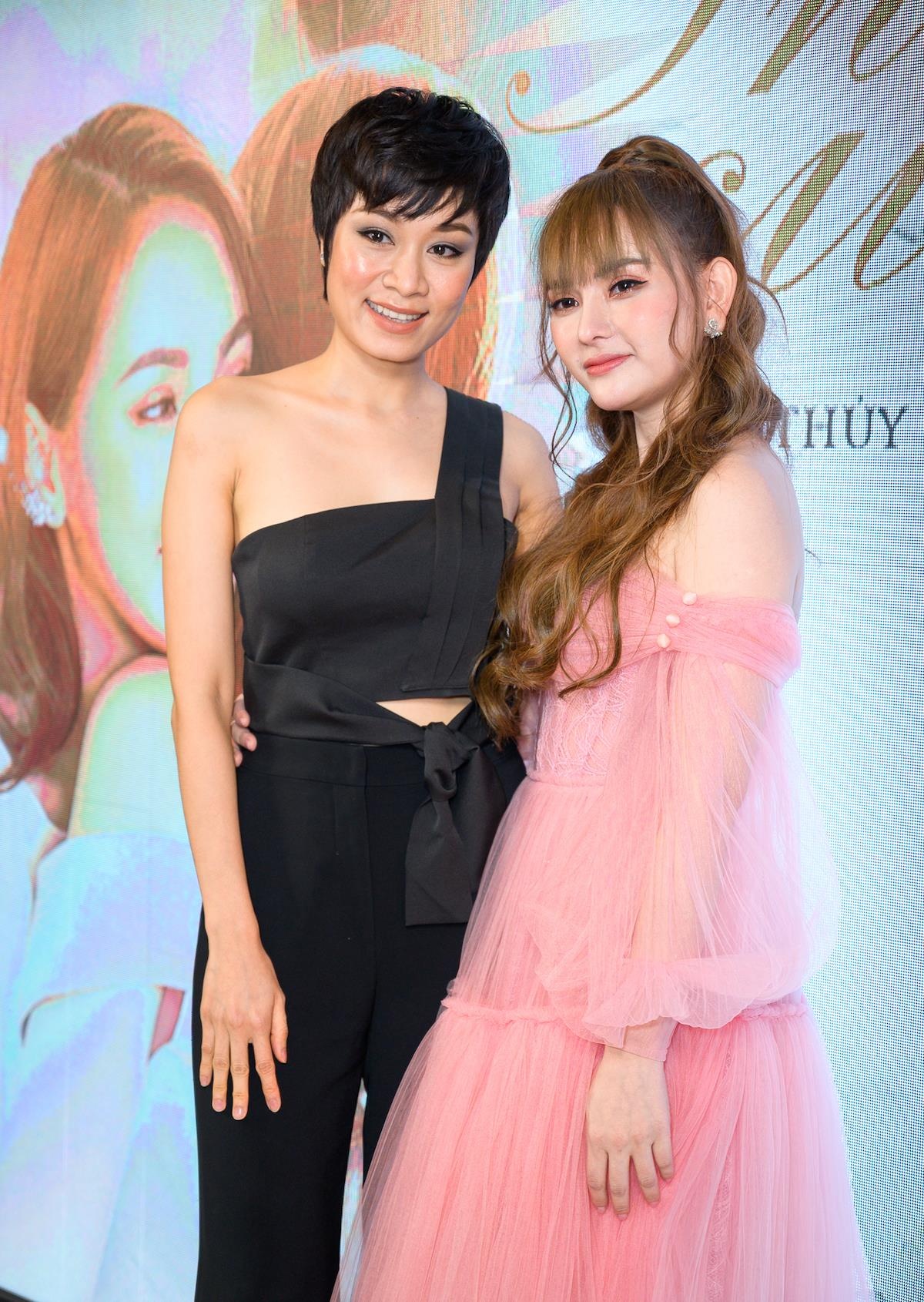 Thu Thuy xac nhan yeu ban trai kem tuoi anh 7