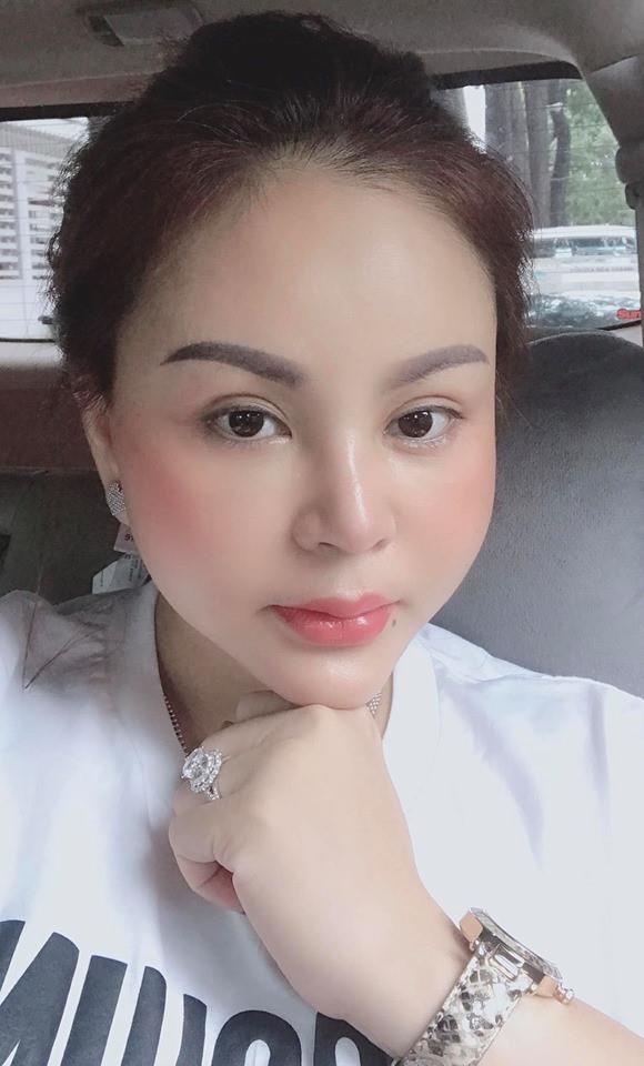 Guong mat Le Giang khac la vi tham my anh 7