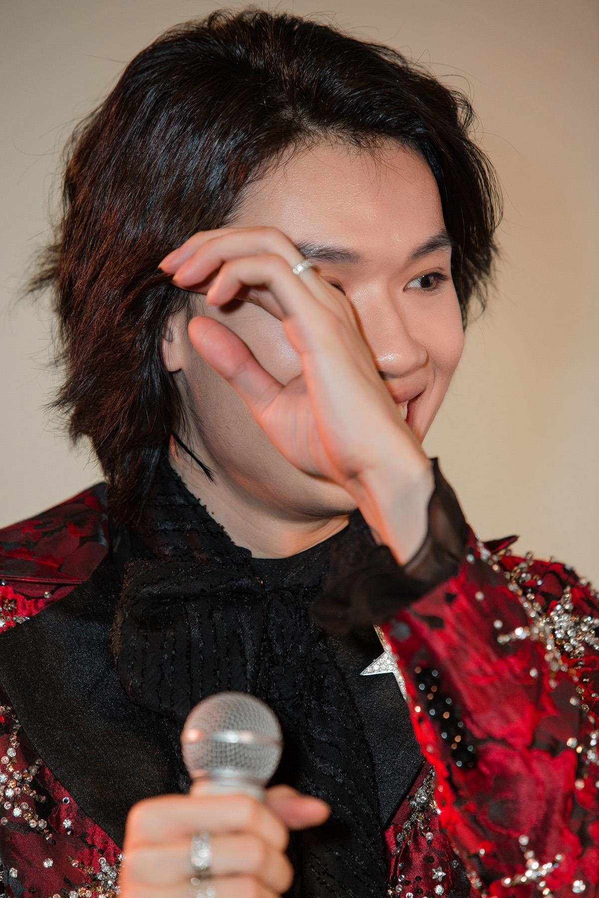 Quang Trung lan san ca hat anh 4