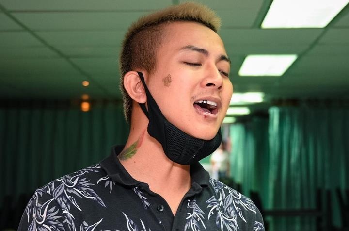 Hoai Lam xuat hien ben ban gai sau thoi gian o an, di lai xe kiem tien hinh anh