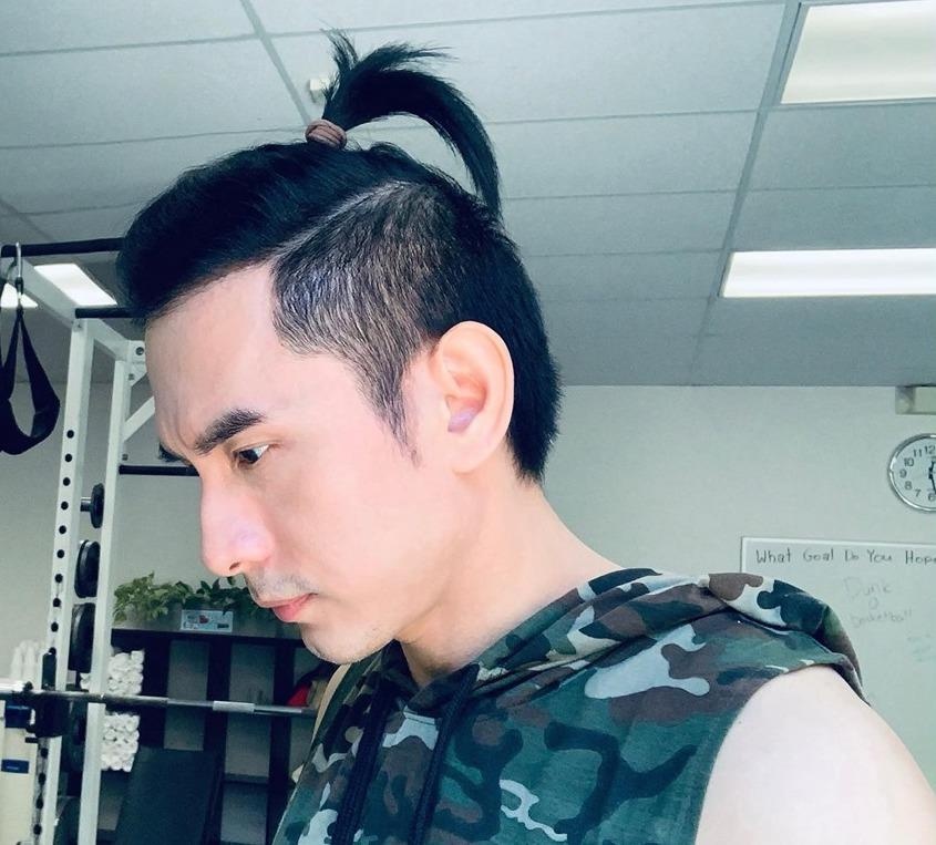 Đan Trường cột tóc mái ảnh 1 Dan Truong cot toc mai anh 1