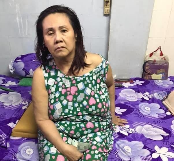 Phi Phụng quyên góp 130 triệu ủng hộ Hoàng Lan ảnh 1 Phi Phung quyen gop 130 trieu ung ho Hoang Lan anh 1