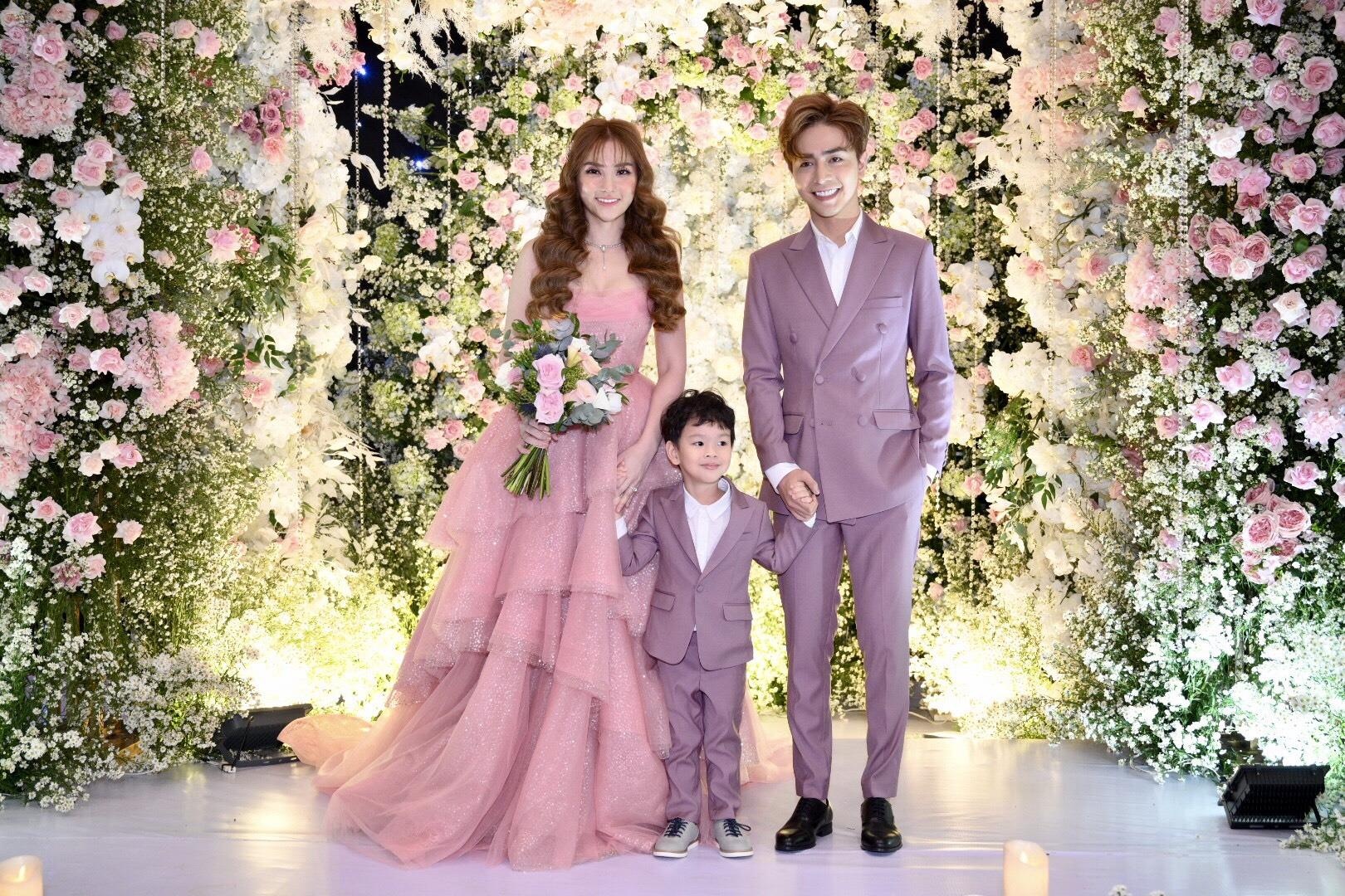 Dam cuoi Thu Thuy anh 2