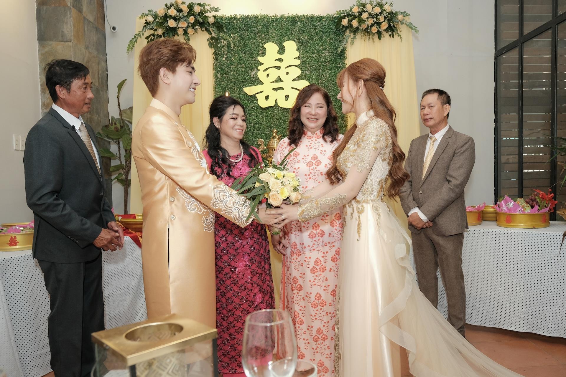 Dam cuoi Thu Thuy anh 2