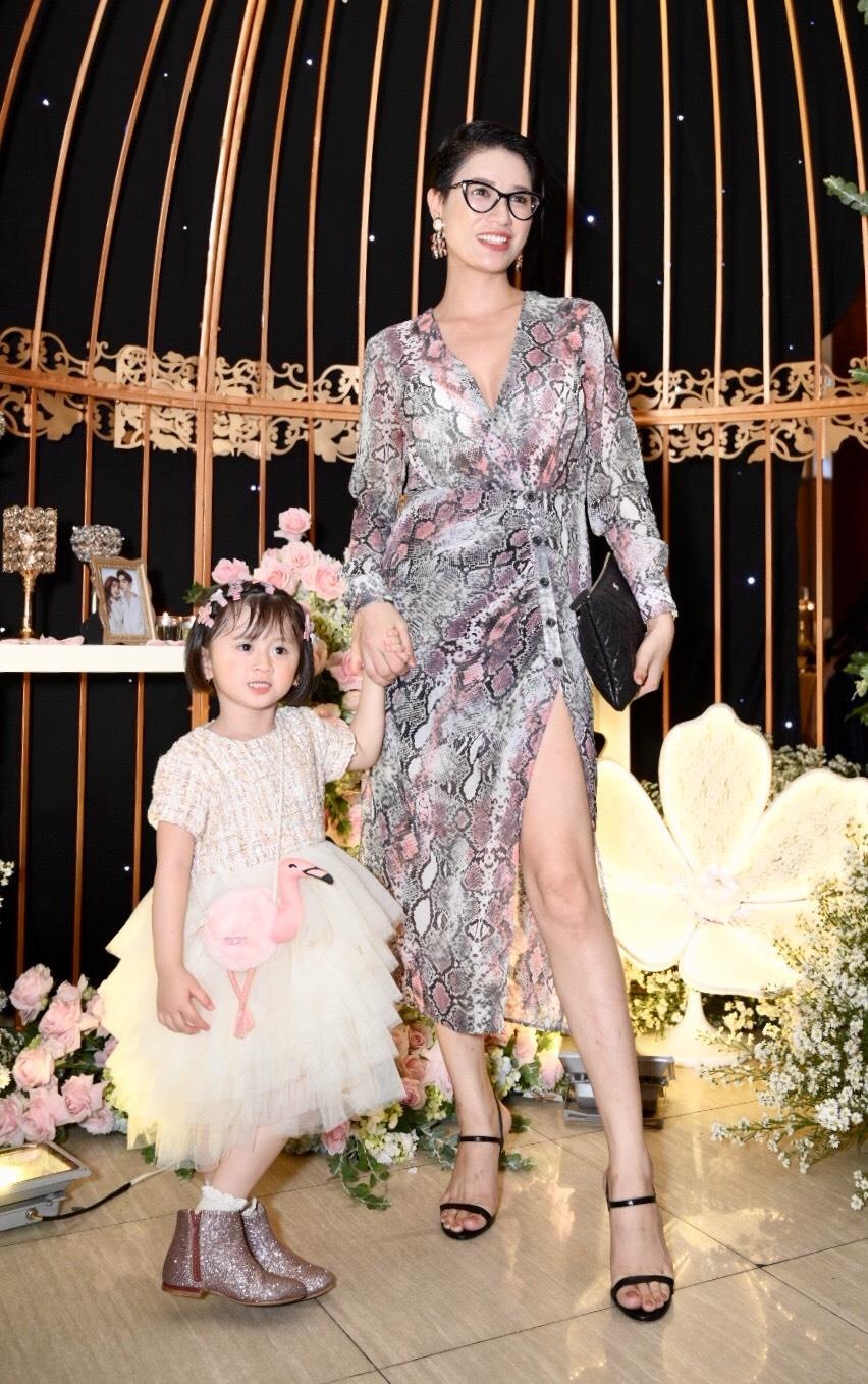 Dam cuoi Thu Thuy anh 5