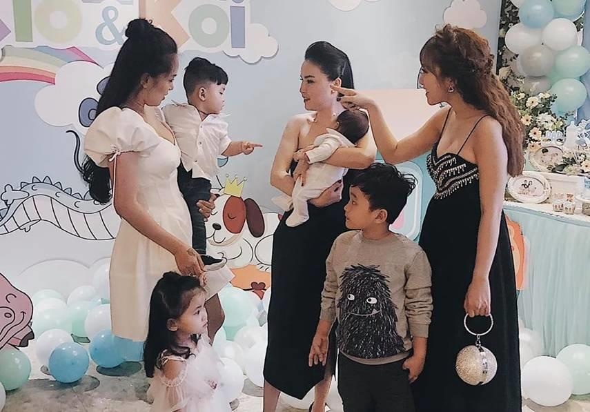 nhom May trang hoi ngo anh 2