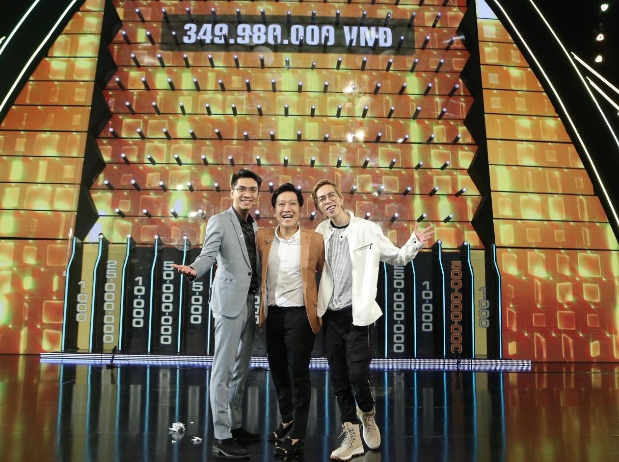 ViruSs va Pew Pew nhan giai thuong 350 trieu dong anh 3