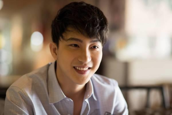 B Tran: 'Toi chua dam yeu vi tinh phi bay gio cao qua' hinh anh