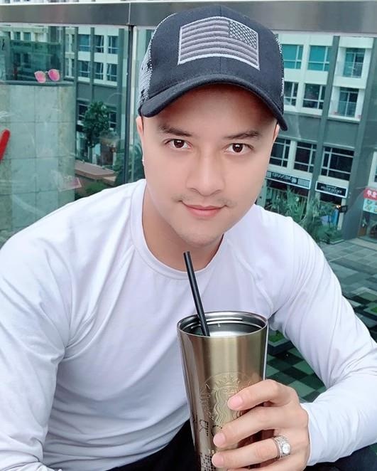 Truong The Vinh doi nhan hang boi thuong 25 trieu anh 2