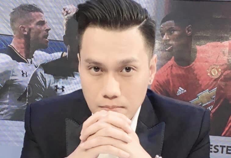 Viet Anh than mat tat ca, lam lai tu 2 ban tay trang sau khi ly hon hinh anh