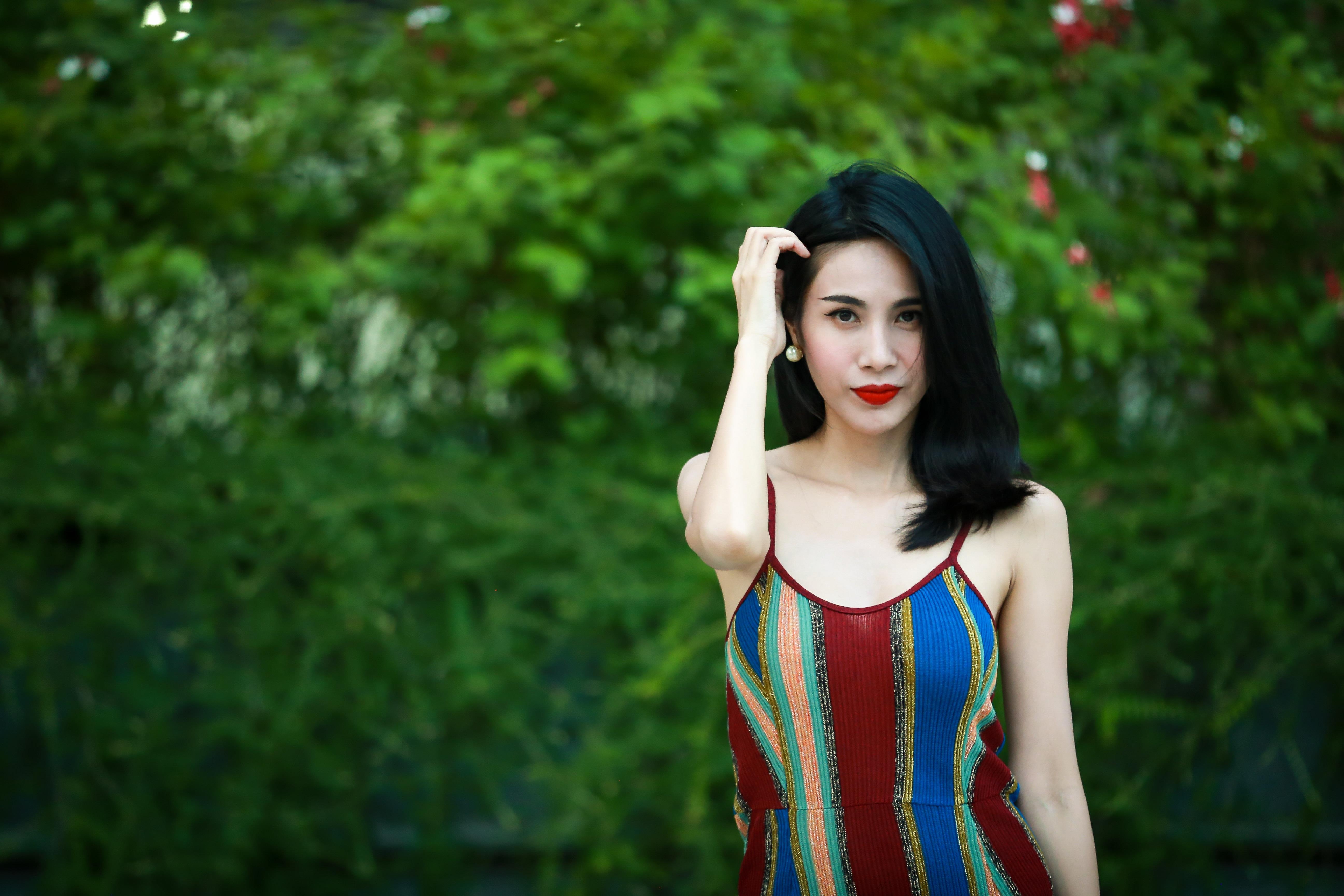 Nhan sac Thuy Tien anh 8