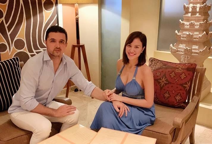 Phuong Mai mang thai 5 thang anh 1